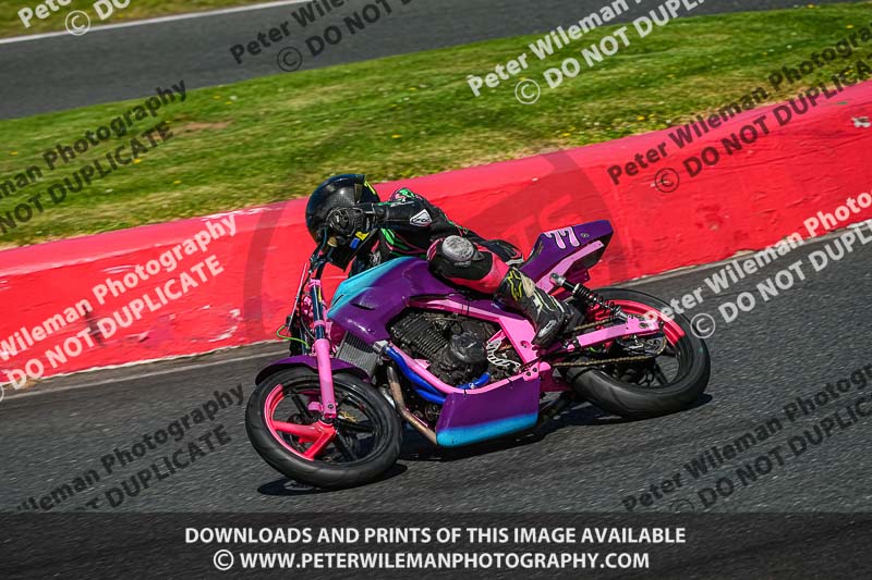 enduro digital images;event digital images;eventdigitalimages;mallory park;mallory park photographs;mallory park trackday;mallory park trackday photographs;no limits trackdays;peter wileman photography;racing digital images;trackday digital images;trackday photos